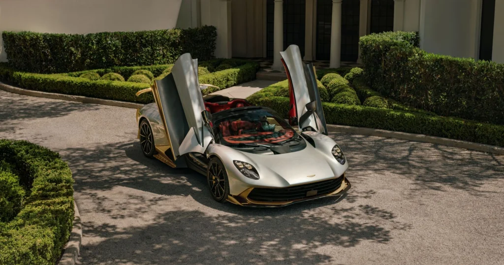 Najszybszy otwarty Aston Martin w historii. Valhalla Spider łączy F1 i hybrydę plug-in - Aston Martin Valhalla Spider 7