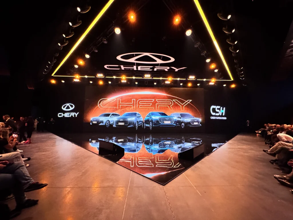 Nowa ofensywa Chery. Marka rozwijana z Huawei szykuje sześć modeli dla świata Nowa ofensywa Chery. Marka rozwijana z Huawei szykuje sześć modeli dla świata - IMG 9056