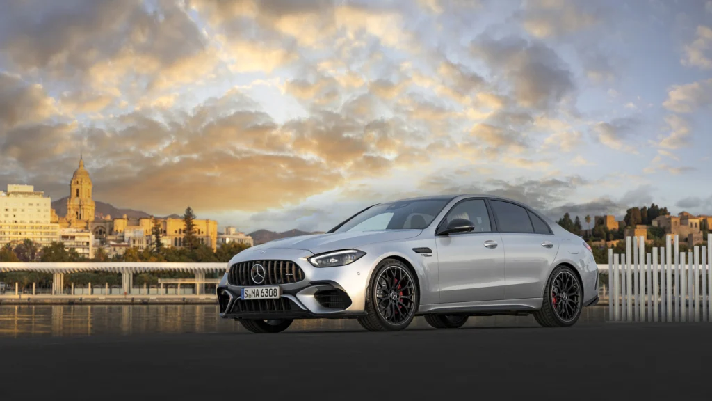 Strona główna - Mercedes AMG C 63 S E 1