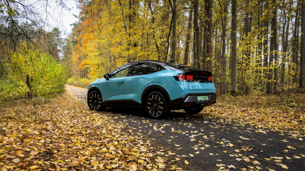 Nowy Nissan LEAF wjeżdża do Polski. Pionier elektromobilności z zasięgiem do 622 km i ceną od 149 900 zł - Nissan LEAF 0