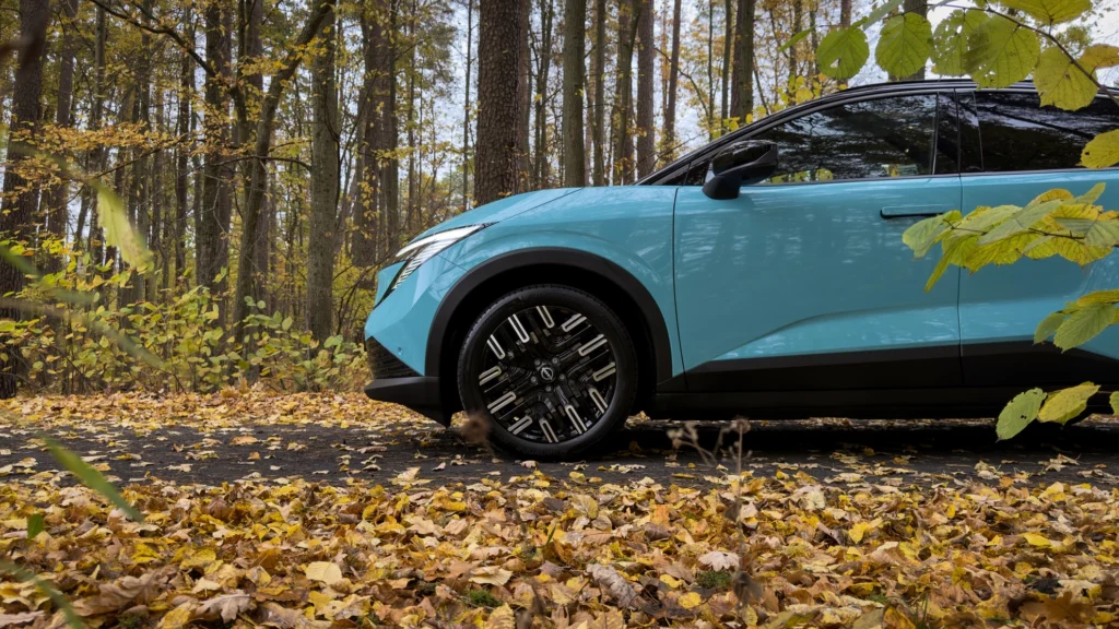 Nowy Nissan LEAF wjeżdża do Polski. Pionier elektromobilności z zasięgiem do 622 km i ceną od 149 900 zł - Nissan LEAF 18