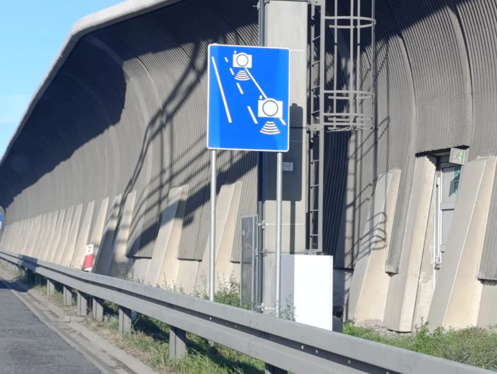 Te odcinkowe pomiary łapią najwięcej. Lider zarejestrował 37,9 tys. przekroczeń - OPP fot Artur Grzesiak 1