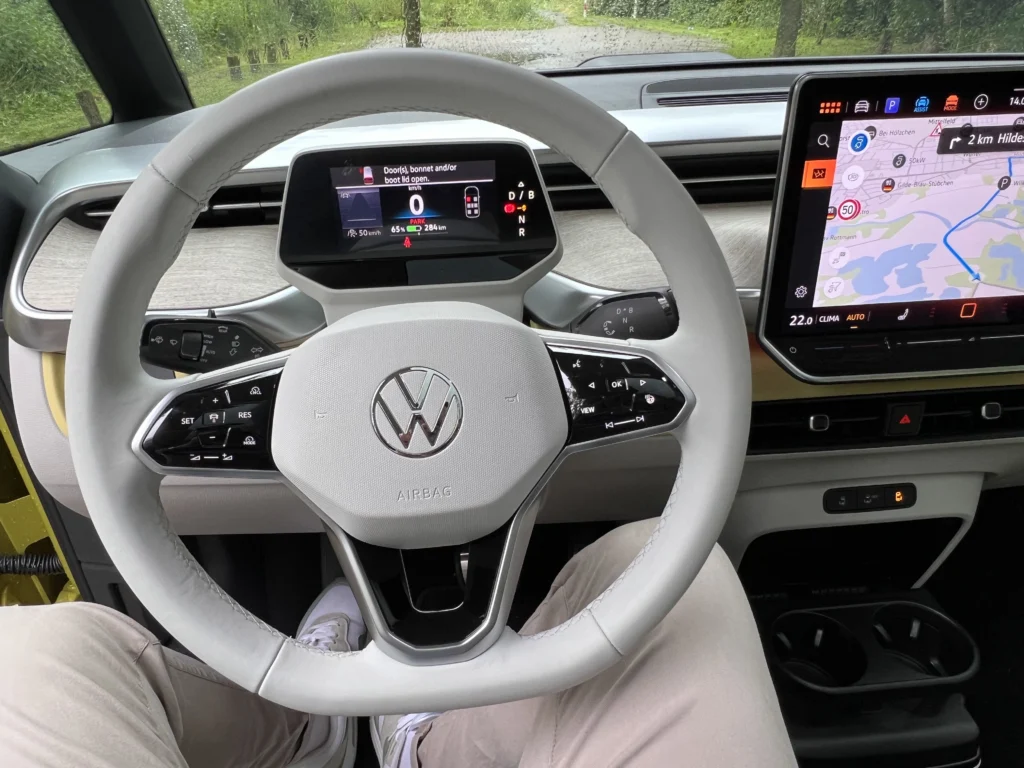Używany Volkswagen ID. Buzz - poradnik kupującego. Ceny, wersje, zasięg i typowe problemy - vw id buzz 2024 14